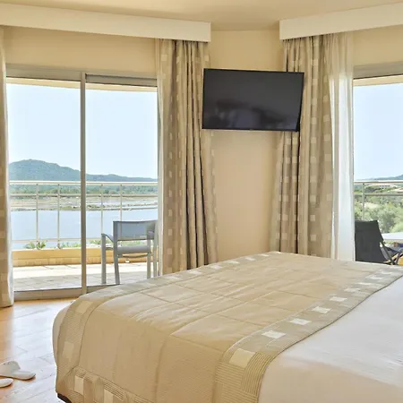 Hotel Costa Salina 4*