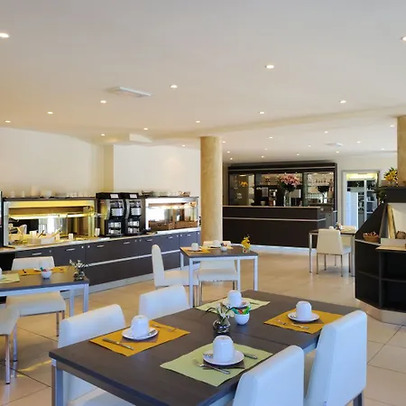 Costa Salina Hotel