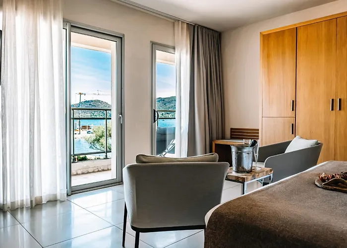 Costa Salina Szálloda 4*